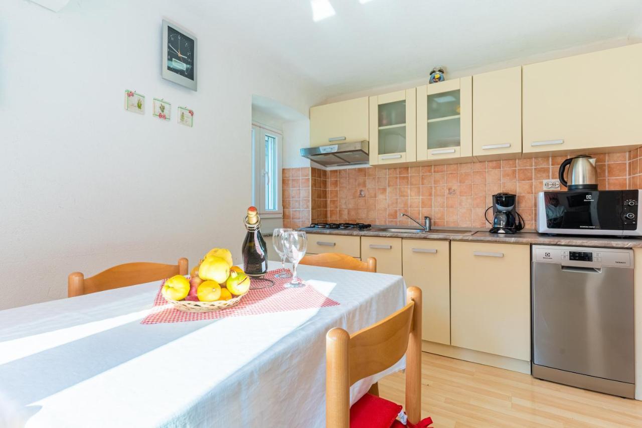 Apartmani Valun1 外观 照片